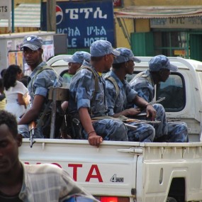 以前用卡片机拍的照片~！