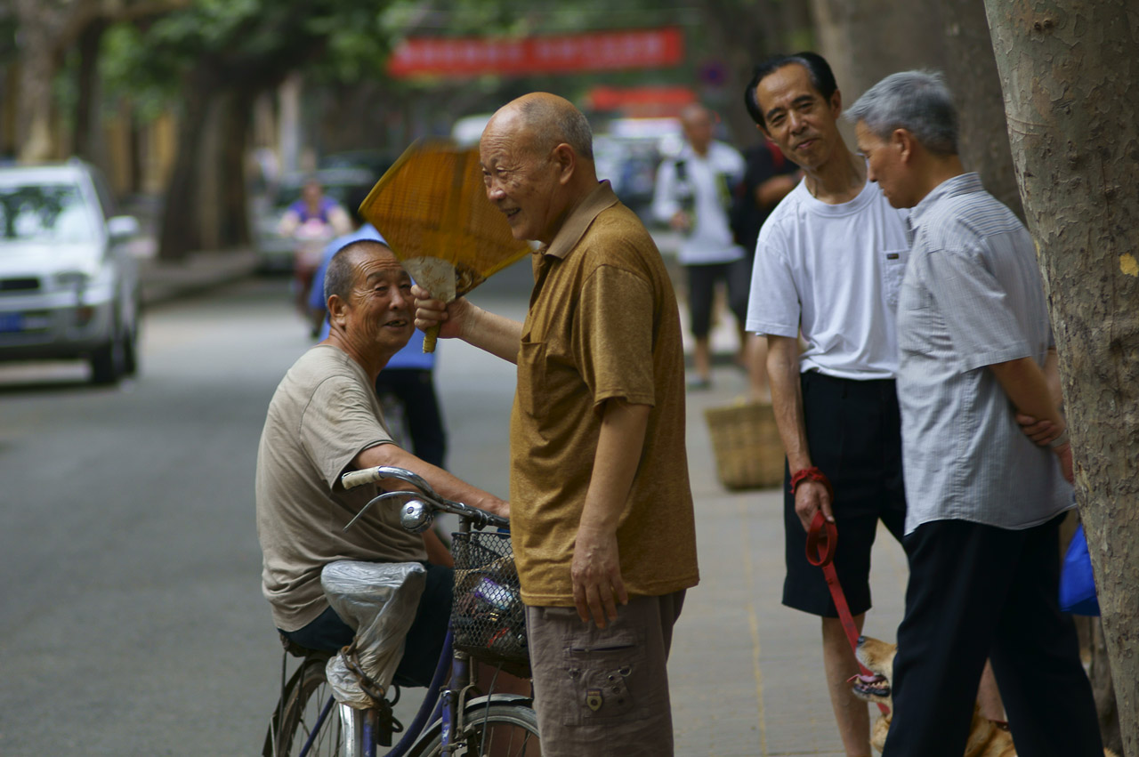 老哥几个.jpg