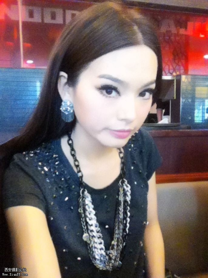 img1_src_3265862.jpg