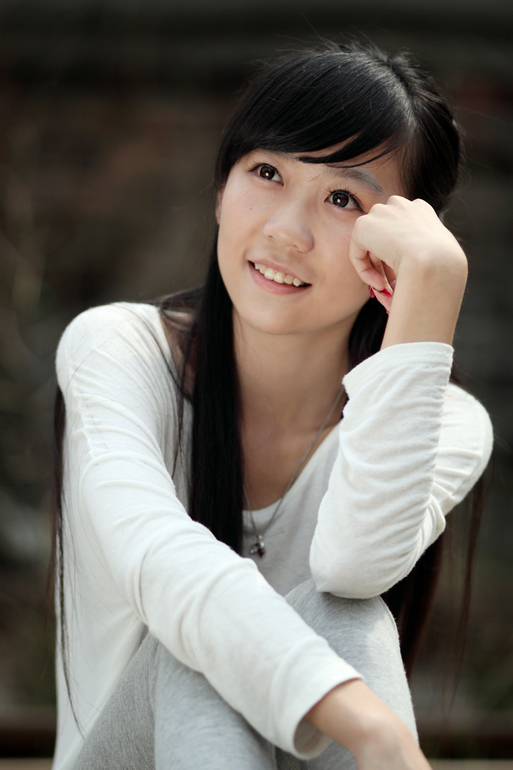 nEO_IMG_20111001儿子135，90.两50.300mm3750.jpg