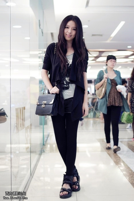 big_4530197.jpg