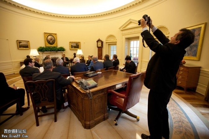 Pete-Souza-Oval-Office-673x448.jpg