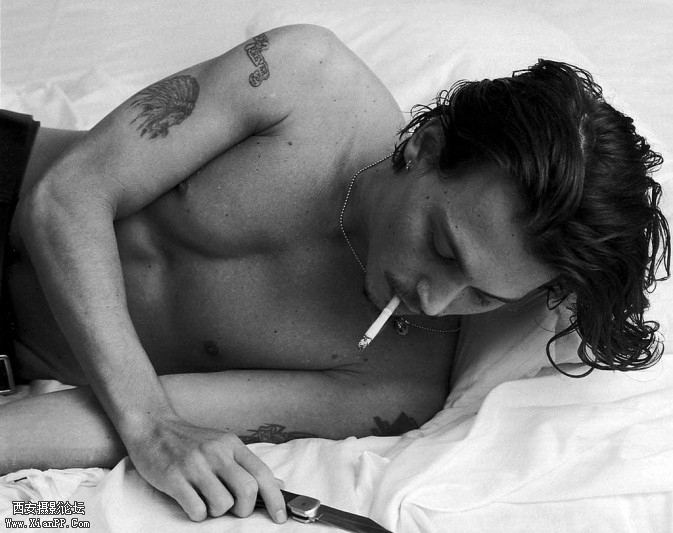 Johnny-Depp2-673x533.jpg