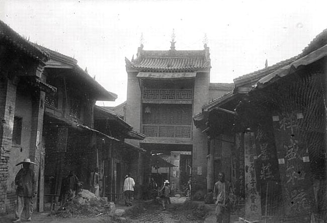 城中的商铺（ 190708-30）.jpg