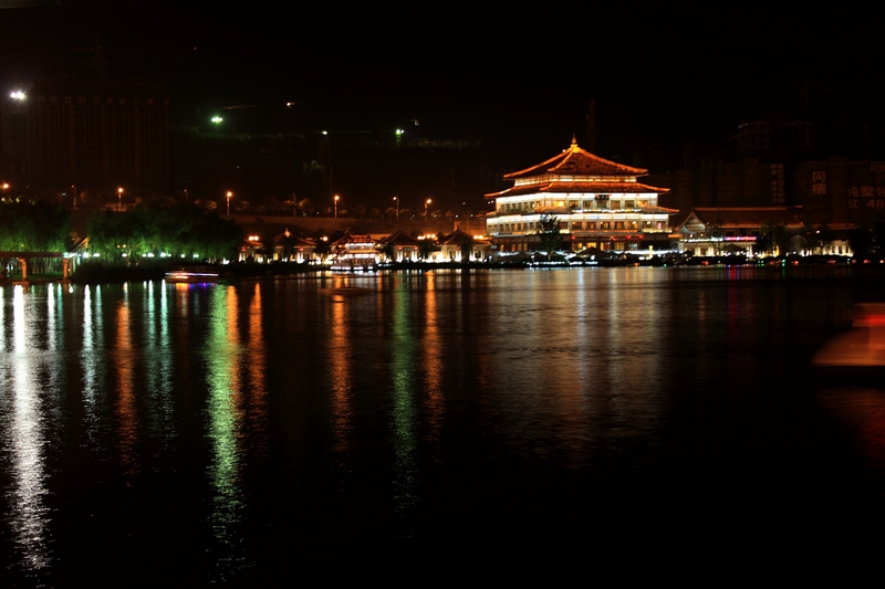 nEO_IMG_曲江南湖60.jpg