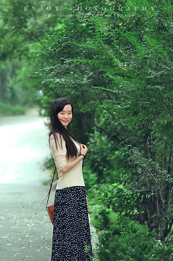 刘莹logo01.jpg