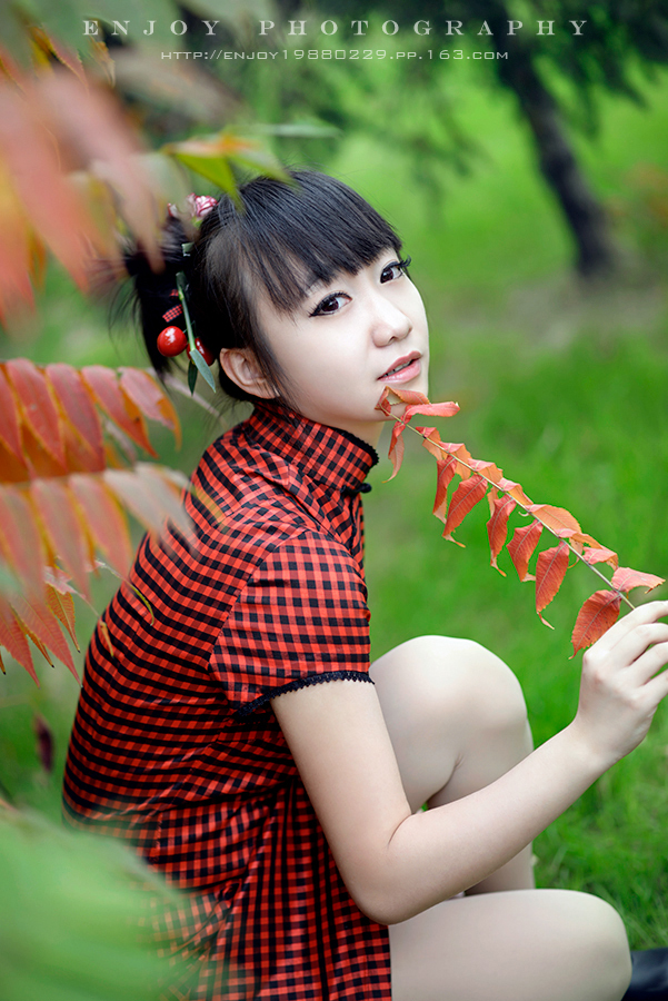 黄心logo04.jpg