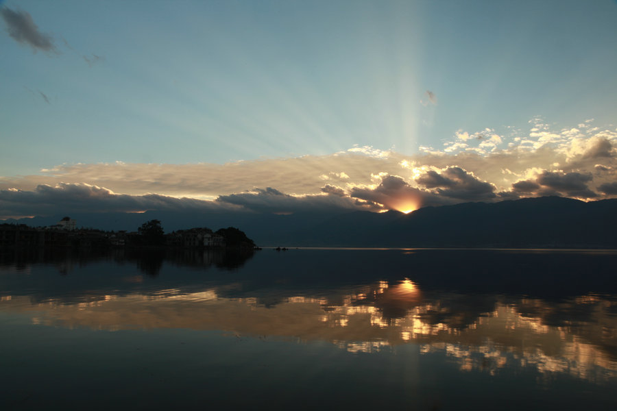 洱海观日落