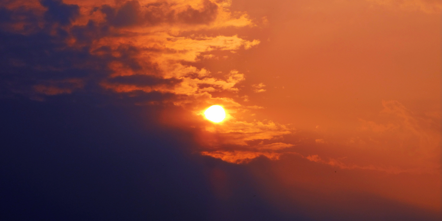 夕阳.jpg