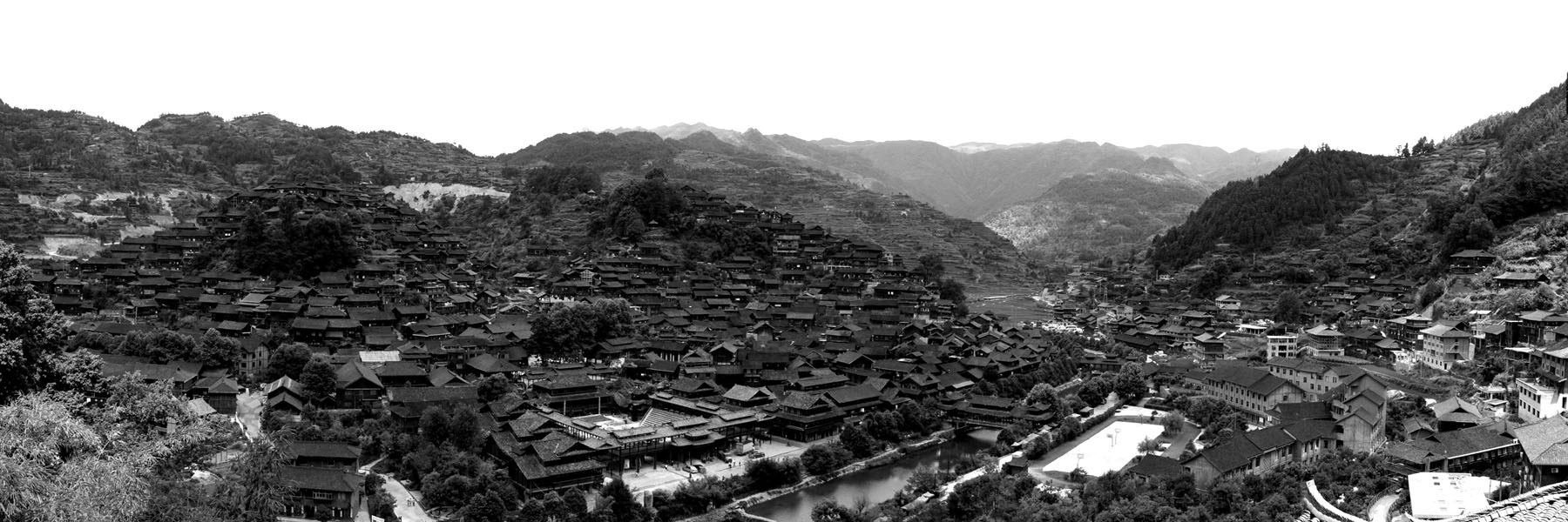 西江苗寨全景图.jpg