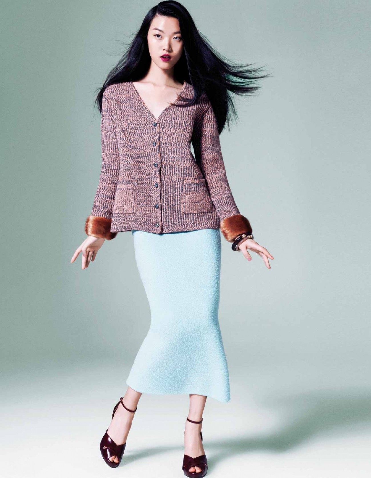 Tian-Yi-by-Stockton-Johnson-for-Vogue-China-October-2013-In-Vogue_02.jpg