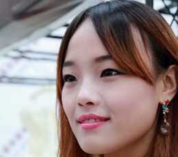 秦女