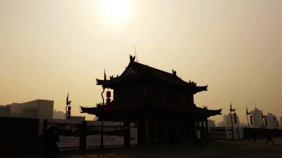 雾霾古城