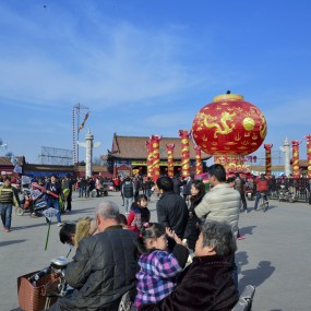 开封“大宋上元灯会”