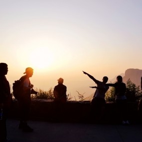 太行山上的郭亮村——晨曦