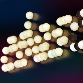 不亮的灯还叫灯吗