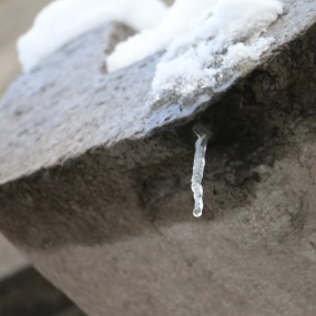 古塔冰雪
