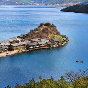 泸沽湖