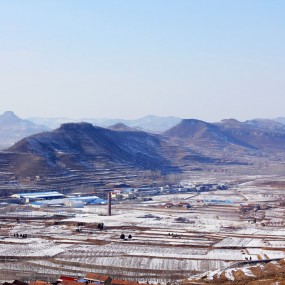 崮乡雪景图
