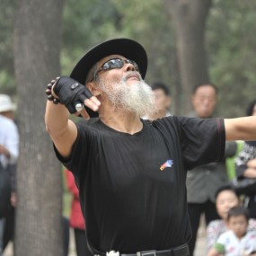 骄健