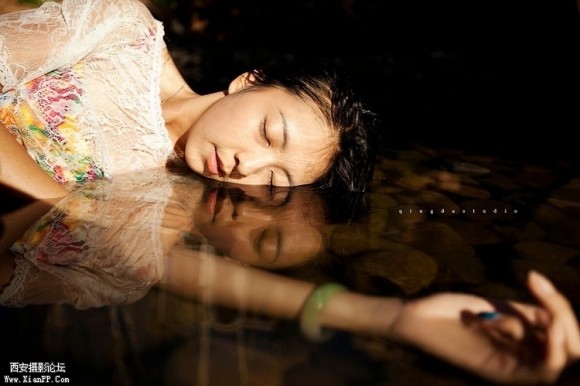 与水