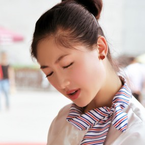 美女一张