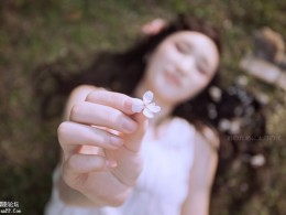 光