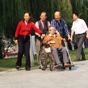 一家亲