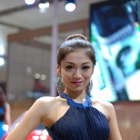 绿地比克第一次拍车模