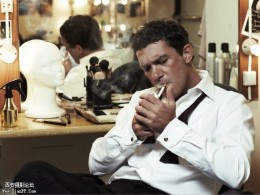 Antonio Banderas by Paola Kudacki